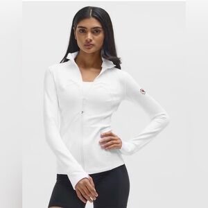 NWT Lululemon Size 2 Kansas City Chiefs White Define Jacket Luon